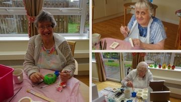 Arts and crafts at Scunthorpe care home